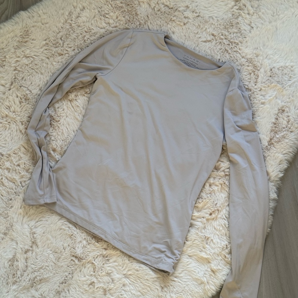 Tahari Modern Essentials Light Gray Top